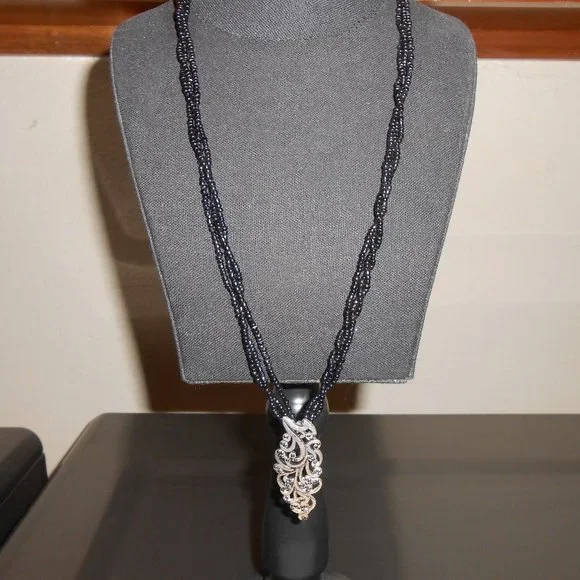Latasia jewelry shop